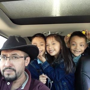 Meet your Posher, Hugo